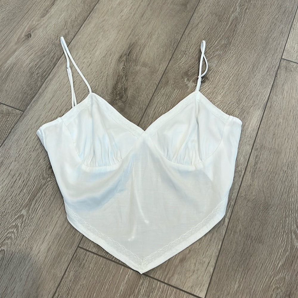 Cropped Open Back Tank Top